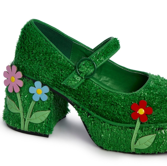 It's Always Greener Mary Janes Platforms - Picture 8 of 9